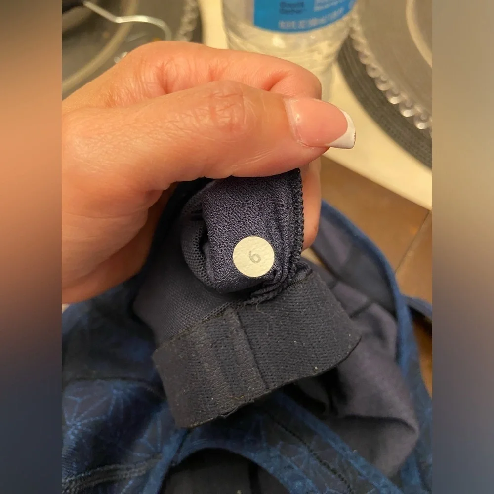 Lululemon top